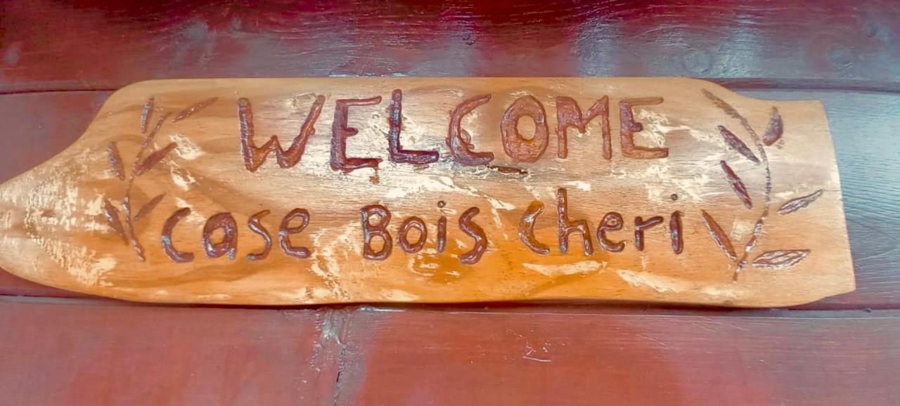 La Case Bois Creole 阿尔比恩 外观 照片